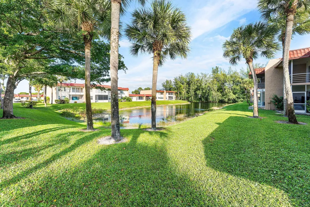 201 Lake Dora Drive West Palm Beach FL 33411