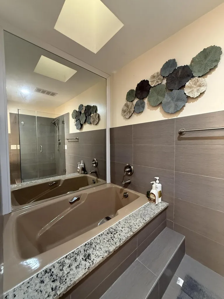 803 NE 2nd Avenue Delray Beach FL 33444