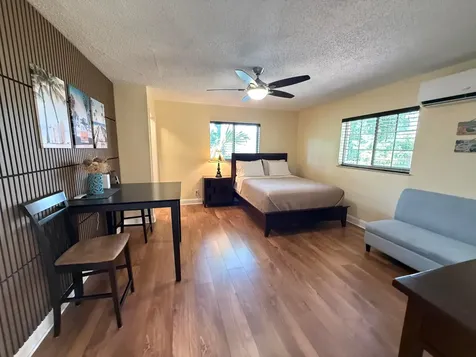 803 NE 2nd Avenue Delray Beach FL 33444
