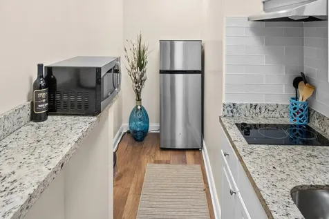 803 NE 2nd Avenue Delray Beach FL 33444