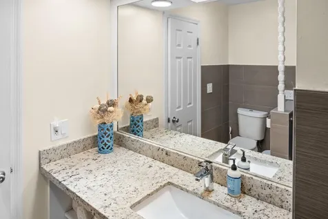 803 NE 2nd Avenue Delray Beach FL 33444