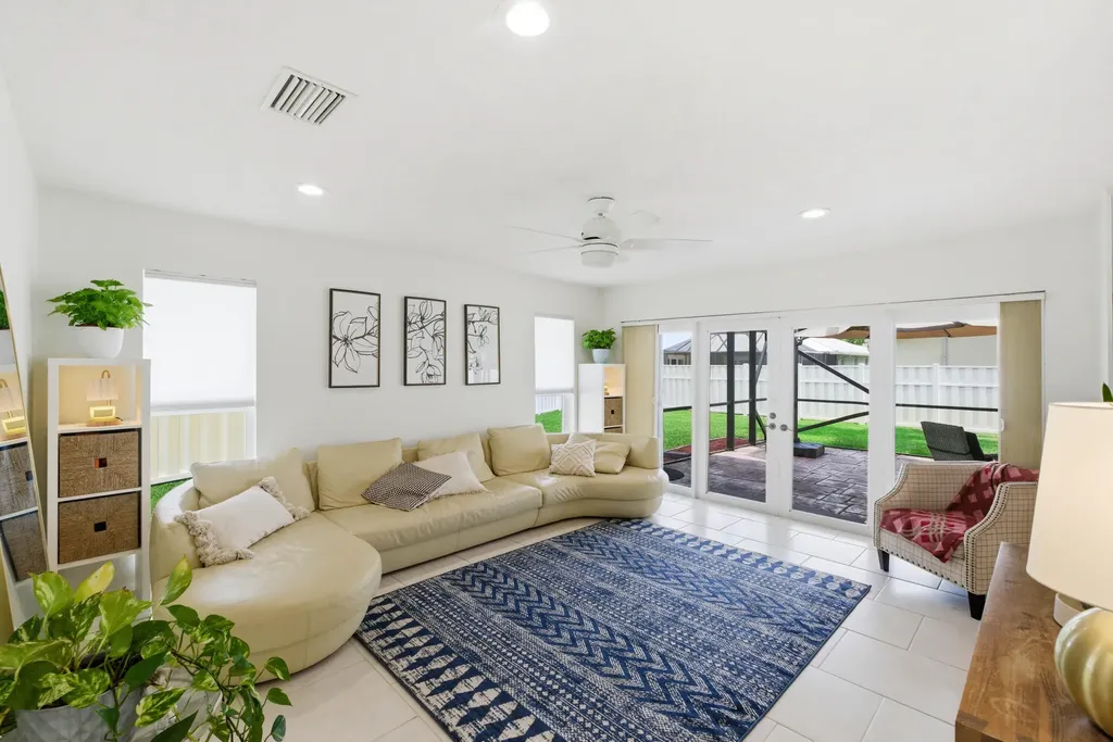 7215 NW 43rd Street Coral Springs FL 33065