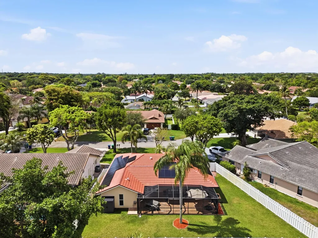 7215 NW 43rd Street Coral Springs FL 33065