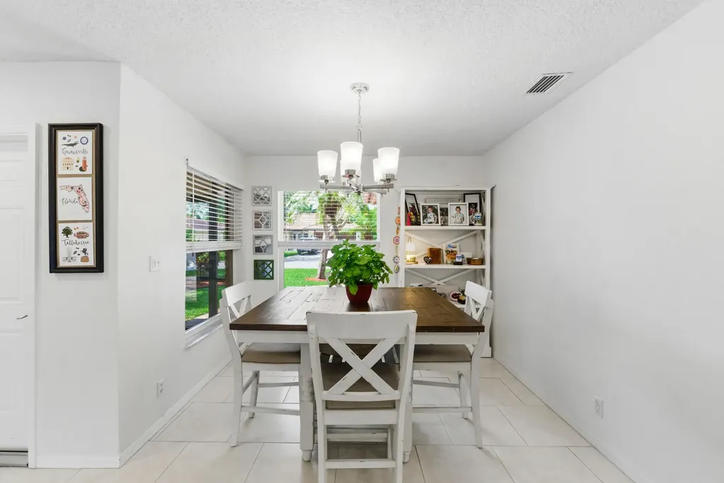7215 NW 43rd Street Coral Springs FL 33065