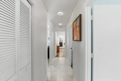 7215 NW 43rd Street Coral Springs FL 33065