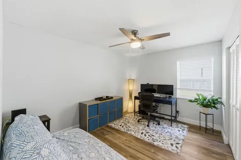 7215 NW 43rd Street Coral Springs FL 33065
