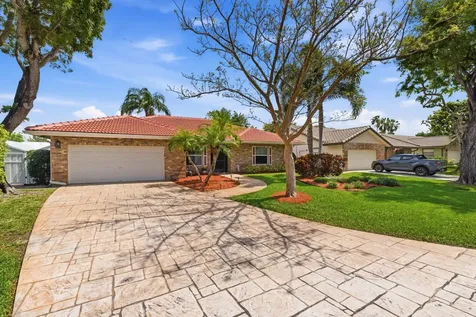 7215 NW 43rd Street Coral Springs FL 33065
