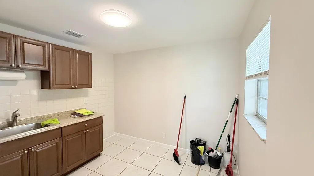 501 W Kalmia Drive West Palm Beach FL 33403