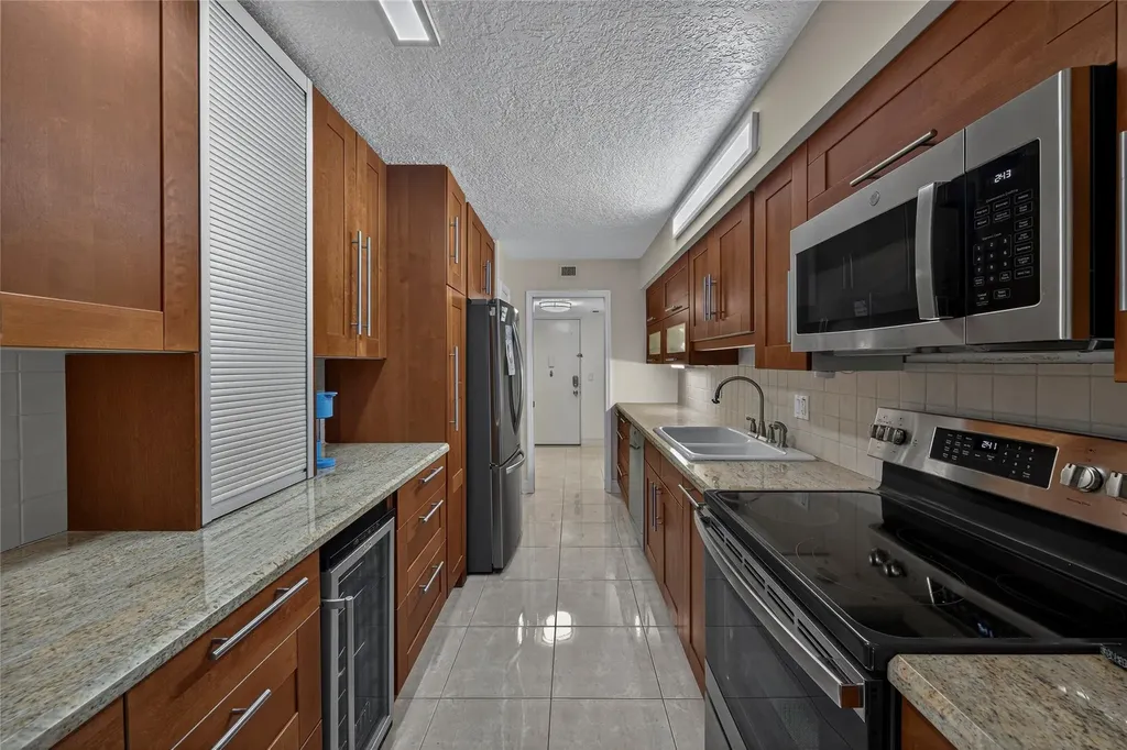 4702 Fountains Drive S Greenacres FL 33467