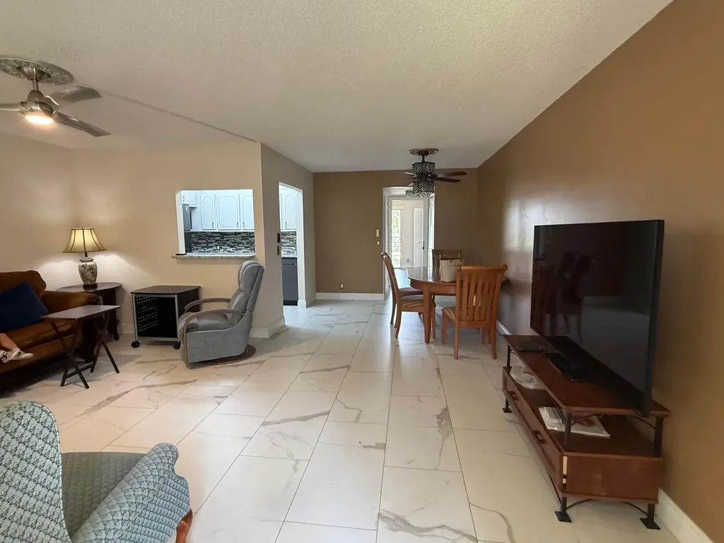 314 Dorset H Boca Raton FL 33434