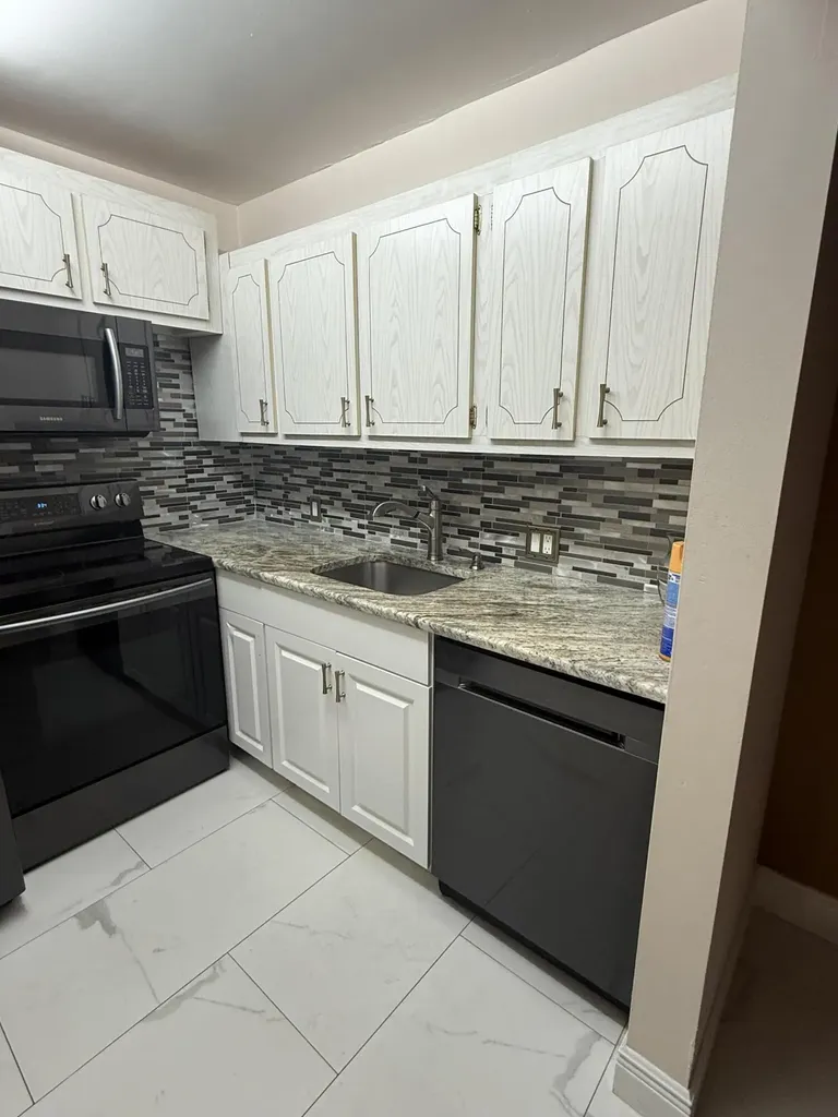 314 Dorset H Boca Raton FL 33434