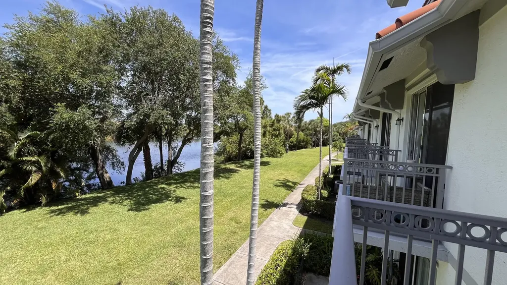 2048 Alta Meadows Lane Delray Beach FL 33444