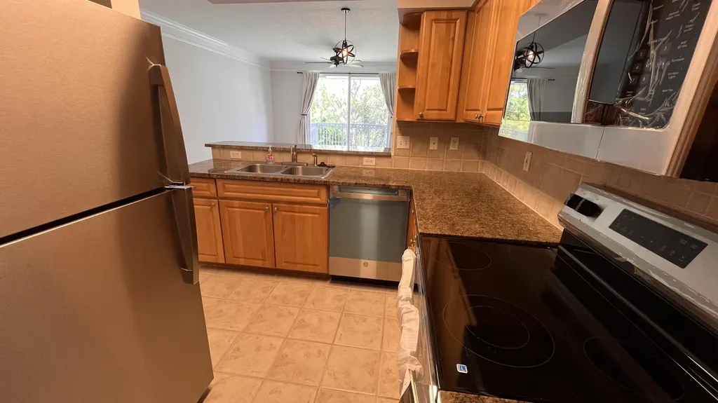 2048 Alta Meadows Lane Delray Beach FL 33444