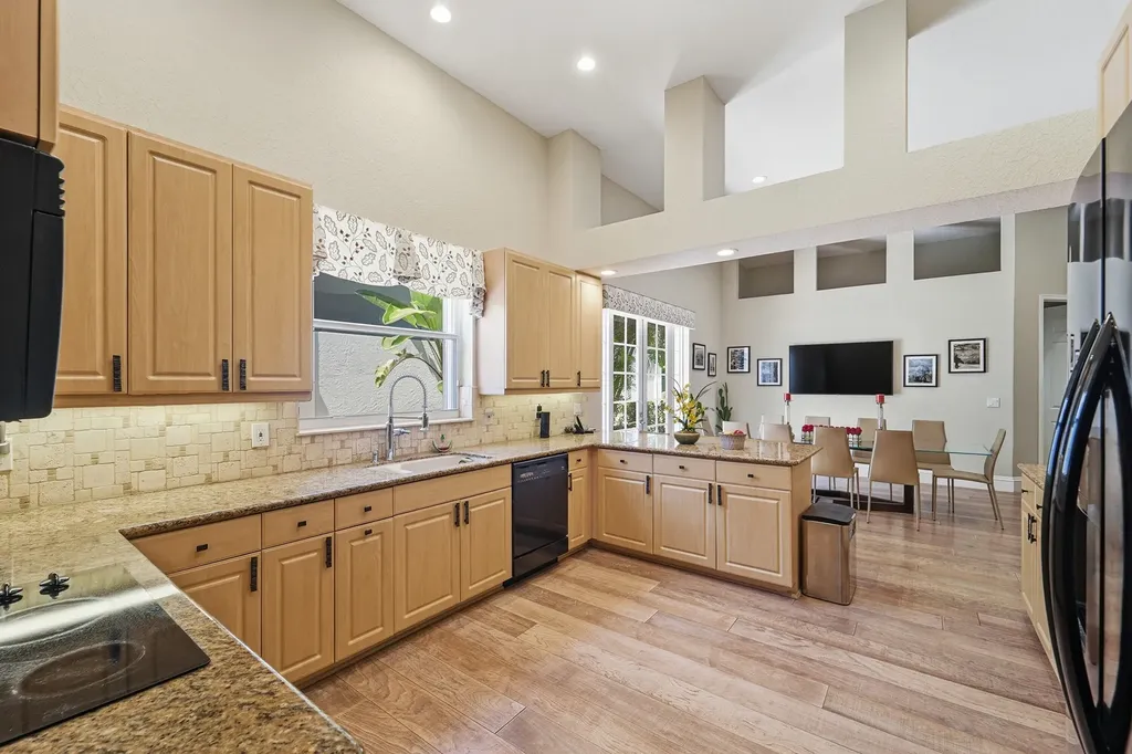 16197 Villa Vizcaya Place Delray Beach FL 33446