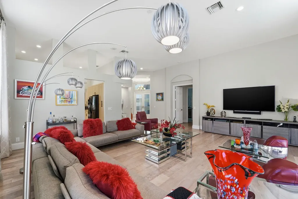 16197 Villa Vizcaya Place Delray Beach FL 33446
