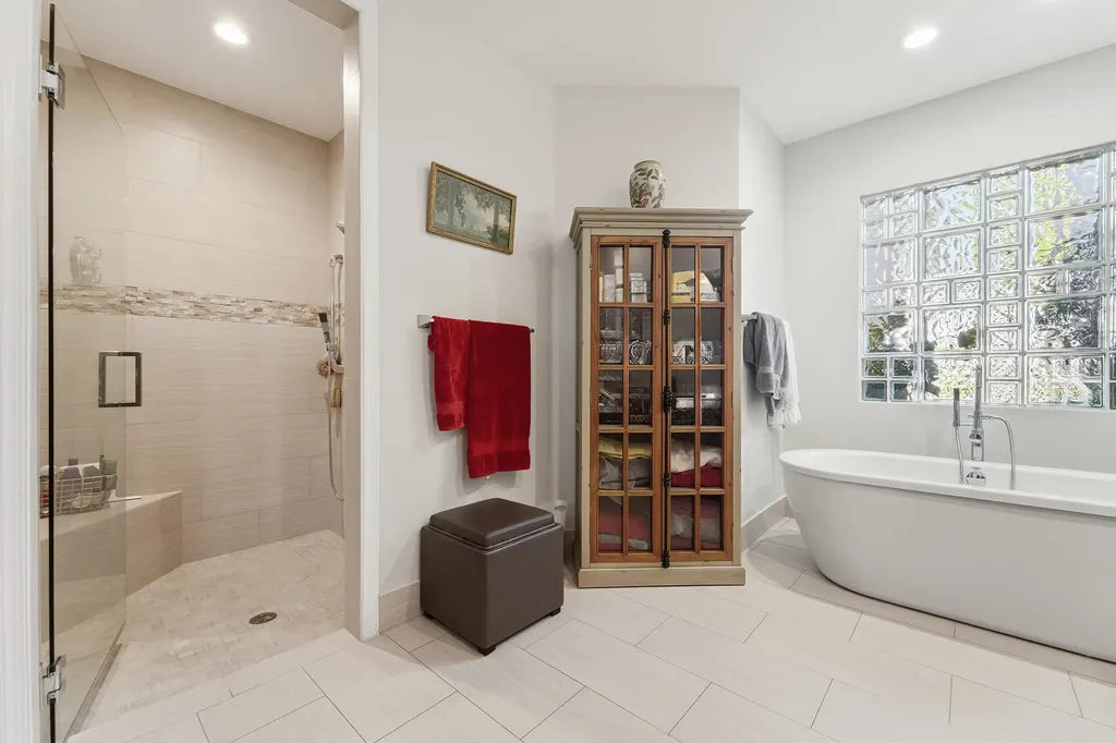 16197 Villa Vizcaya Place Delray Beach FL 33446