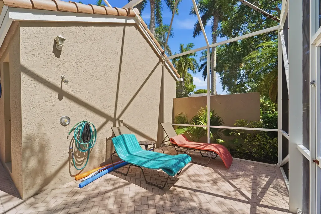 16197 Villa Vizcaya Place Delray Beach FL 33446