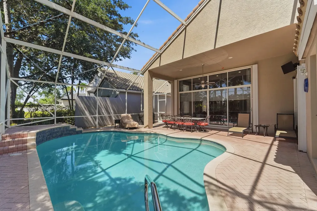 16197 Villa Vizcaya Place Delray Beach FL 33446