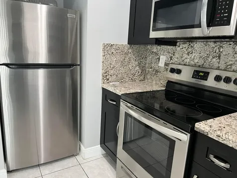 13671 Yarmouth Court Wellington FL 33414