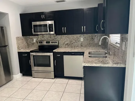 13671 Yarmouth Court Wellington FL 33414