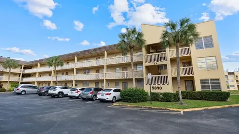 5890 NW 64th Avenue Tamarac FL 33319