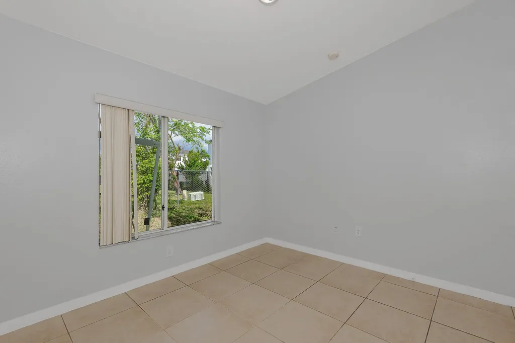 3838 SW 48th Avenue Hollywood FL 33023