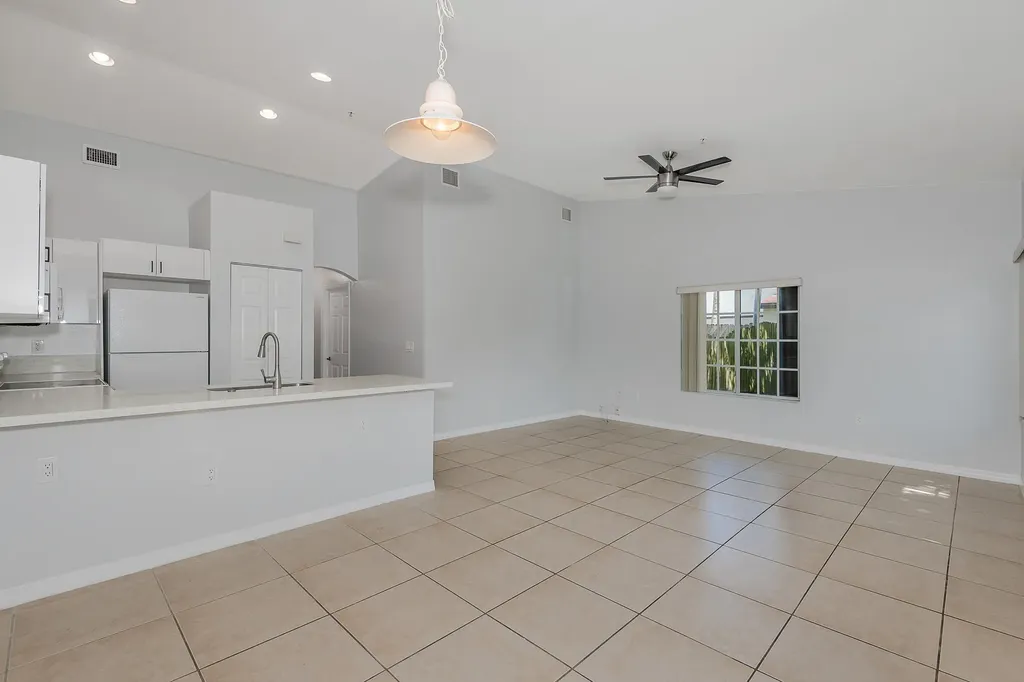 3838 SW 48th Avenue Hollywood FL 33023