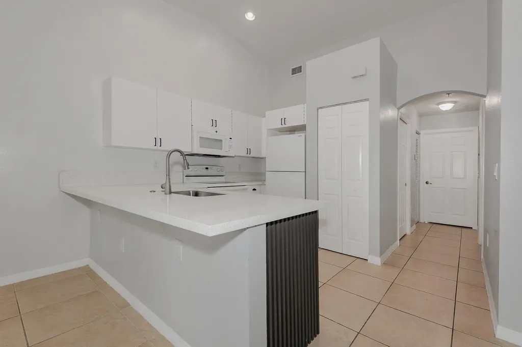 3838 SW 48th Avenue Hollywood FL 33023