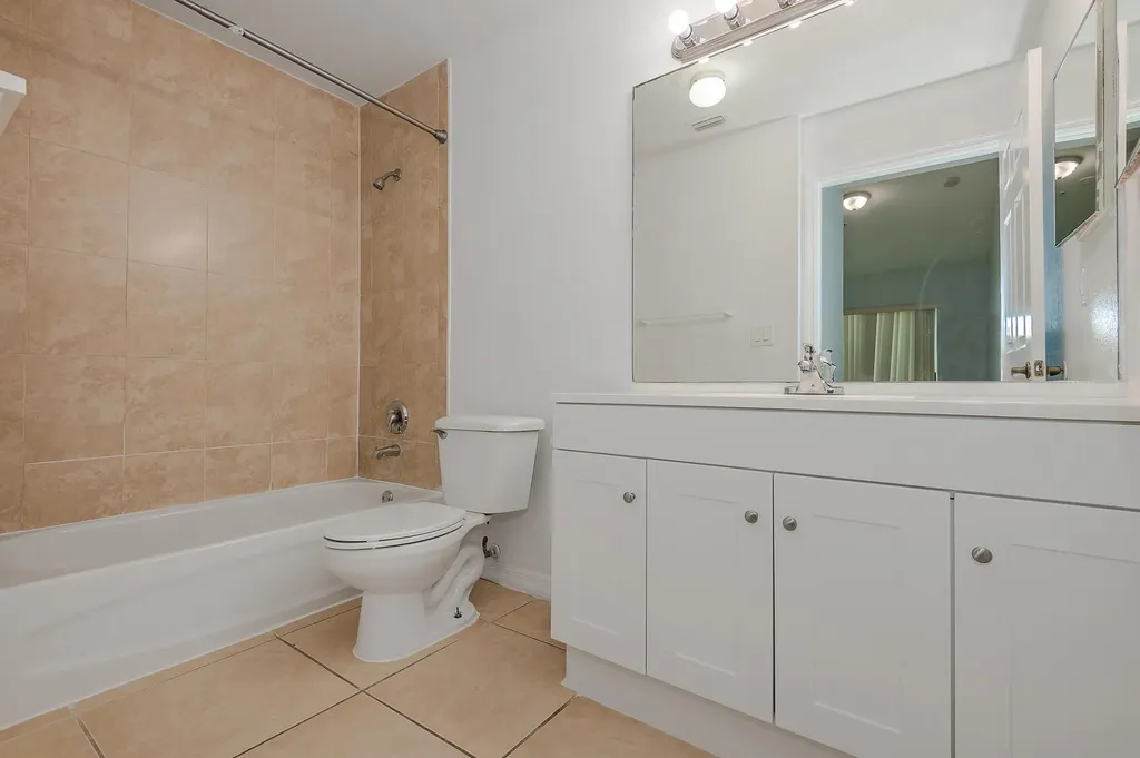 3838 SW 48th Avenue Hollywood FL 33023