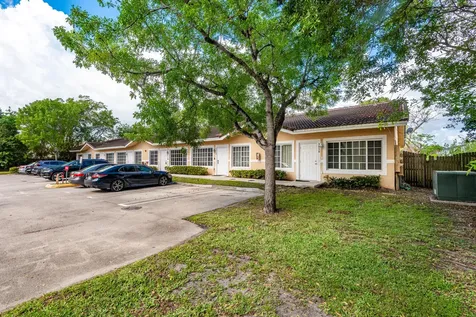 3838 SW 48th Avenue Hollywood FL 33023