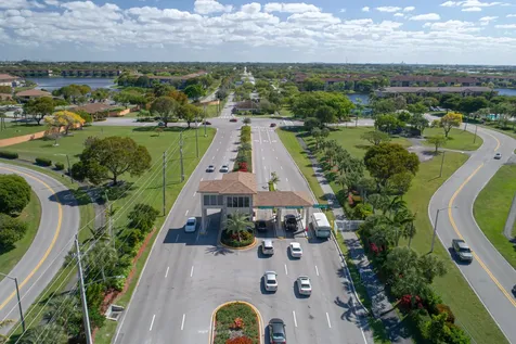 650 SW 124th Terrace Pembroke Pines FL 33027