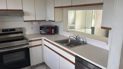 650 SW 124th Terrace Pembroke Pines FL 33027