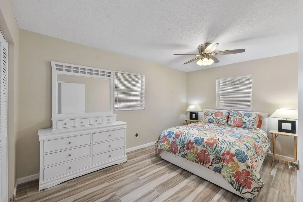 3344 Plaza Place Lake Worth FL 33462