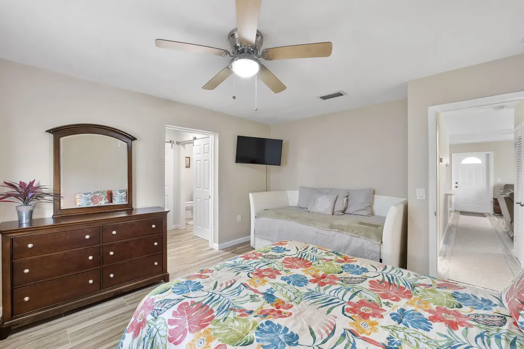 3344 Plaza Place Lake Worth FL 33462