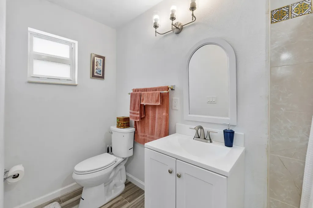 3344 Plaza Place Lake Worth FL 33462