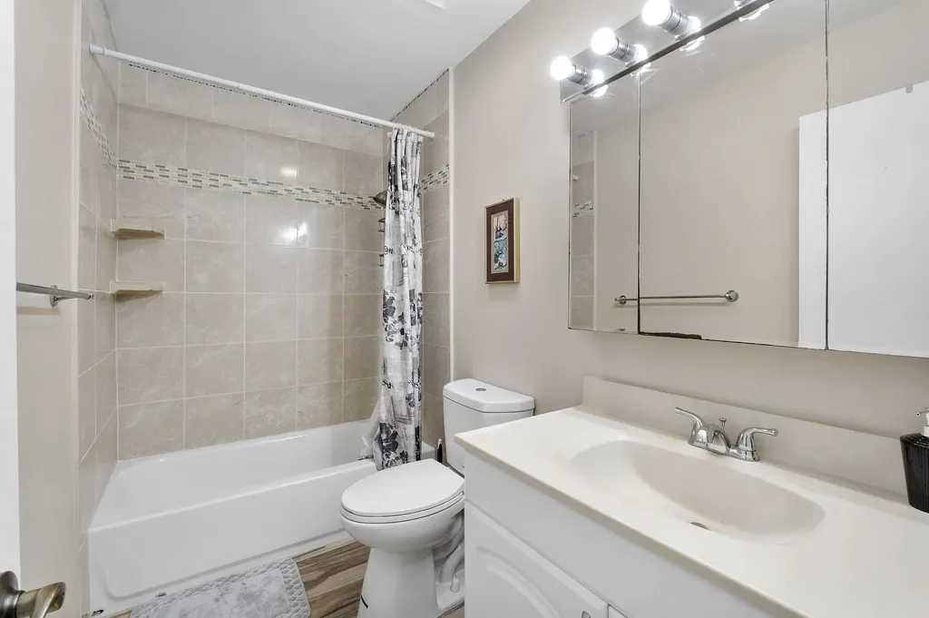 3344 Plaza Place Lake Worth FL 33462