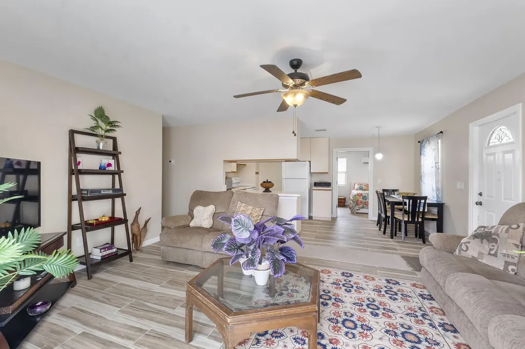 3344 Plaza Place Lake Worth FL 33462