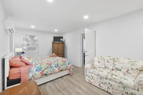 3344 Plaza Place Lake Worth FL 33462