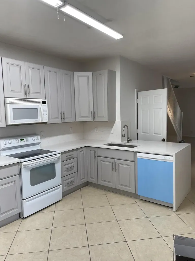 3909 Tree Top Drive Weston FL 33332