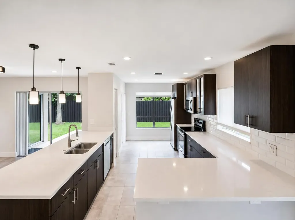 7701 NW 61st Terrace Parkland FL 33067