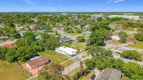 10235 SW 177th Street Miami FL 33157
