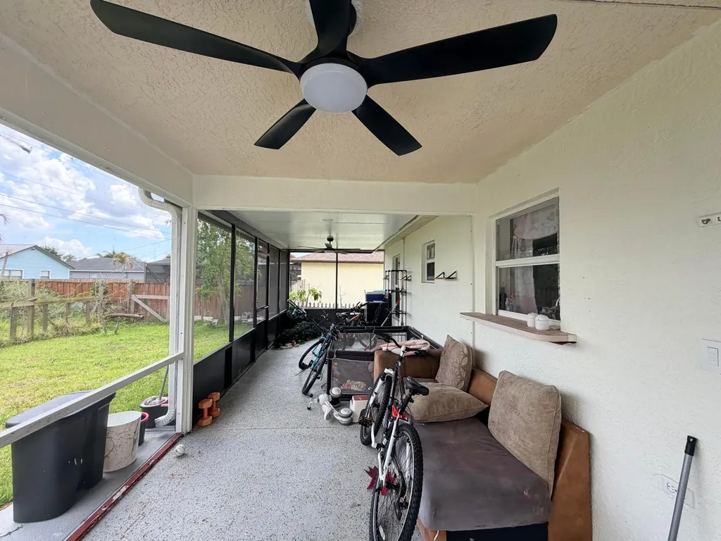 1342 SW Wampler Avenue Port St Lucie FL 34953