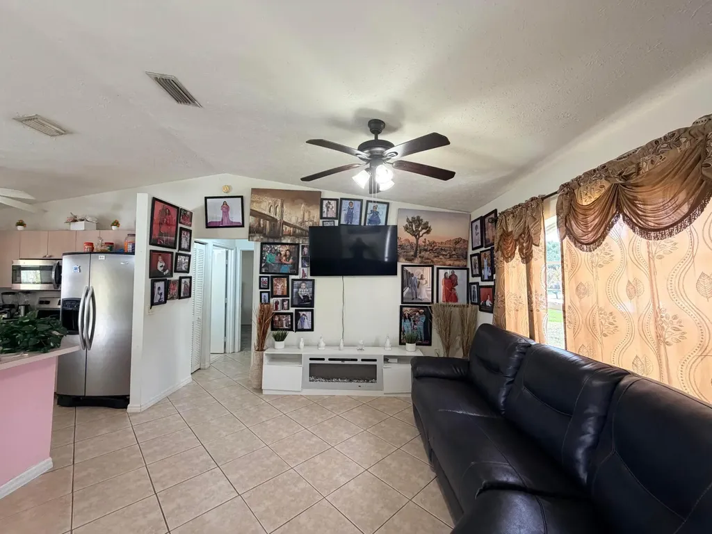 1342 SW Wampler Avenue Port St Lucie FL 34953