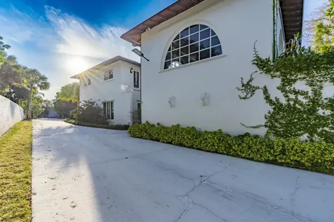 1009 S Indian River Drive Fort Pierce FL 34950