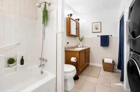 262 SW 8th Street Dania Beach FL 33004