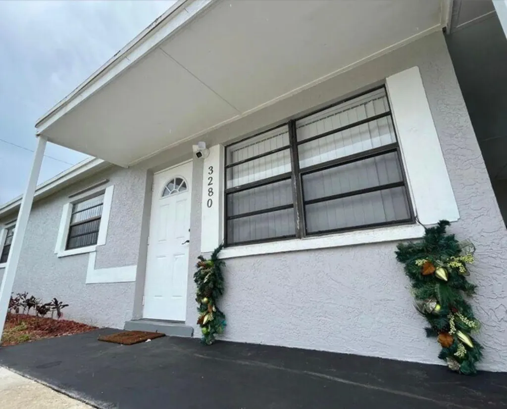 3280 NW 13th Court Lauderhill FL 33311