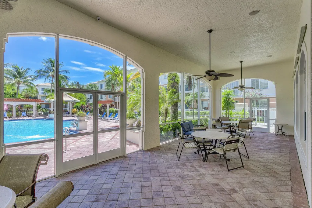 9303 W Myrtlewood Circle Circle W Palm Beach Gardens FL 33418