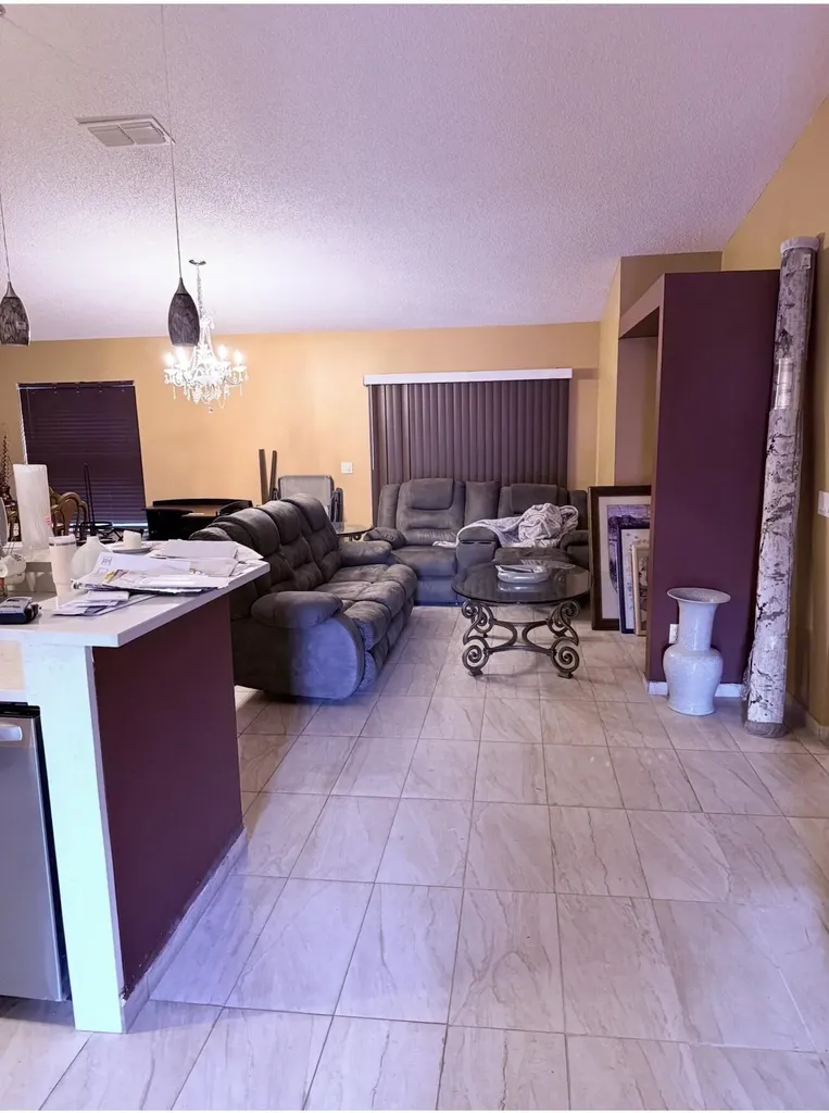 1886 SE Gifford Street Port St Lucie FL 34952
