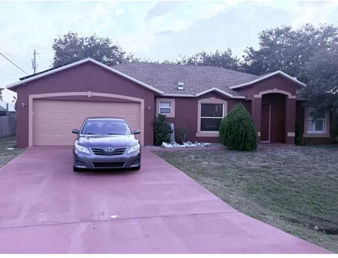 1886 SE Gifford Street Port St Lucie FL 34952
