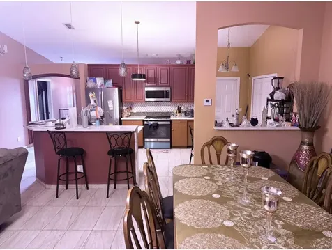1886 SE Gifford Street Port St Lucie FL 34952